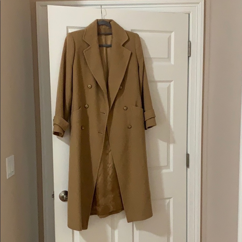 Jacobson’s camel hair coat perfect condition